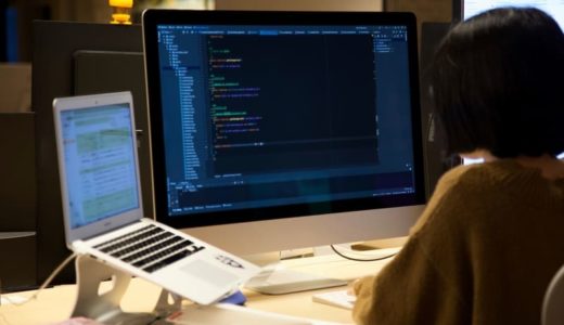R言語の副業はおすすめ？スマホでできる副業案件が見つかるエージェントや収入UPのコツも解説